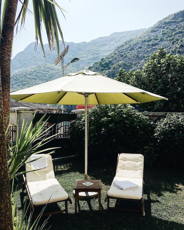 Villa Teuta Risan Kamer foto